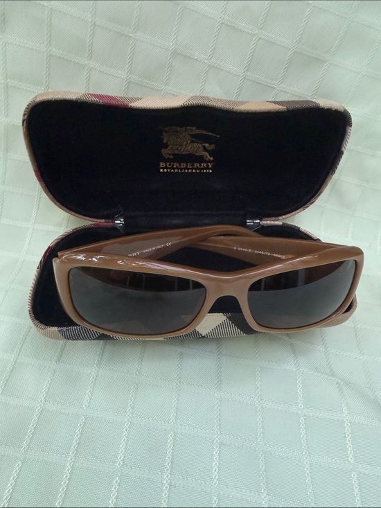 Vintage Burberry Tan/Brown Sunglasses with Rhinestone Detail main image 10